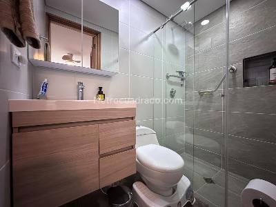 Apartamento de 3 alcobas en venta en El Poblado, Medellín, 171 m² · foto 17 de 19