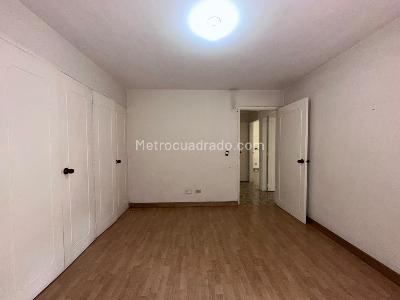 Apartamento en venta en El Poblado, Medellín · foto 10 de 16