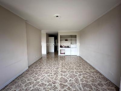 Apartamento en venta en El Poblado, Medellín · foto 2 de 16