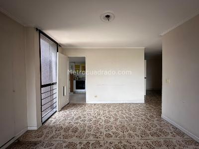 Apartamento en venta en El Poblado, Medellín · foto 5 de 16