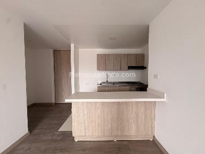 Apartamento de 2 alcobas en venta en Sabaneta, Sabaneta, 65 m² · foto 4 de 14