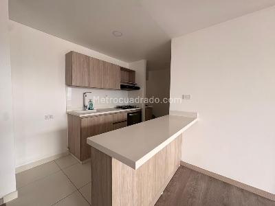 Apartamento de 2 alcobas en venta en Sabaneta, Sabaneta, 65 m² · foto 4 de 12