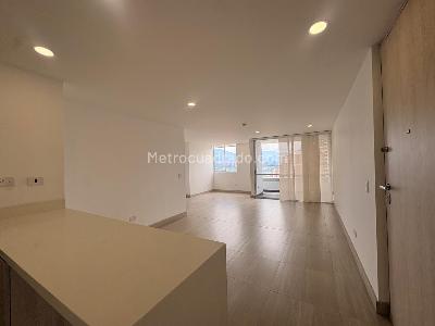 Apartamento de 2 alcobas en venta en Sabaneta, Sabaneta, 85 m² · foto 2 de 13