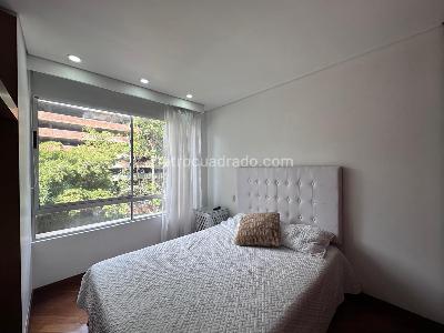 Apartamento de 2 alcobas en arriendo en El Poblado, Medellín, 135 m² · foto 15 de 20