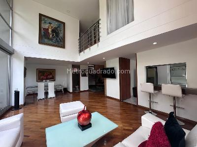Apartamento de 2 alcobas en arriendo en El Poblado, Medellín, 135 m² · foto 5 de 20