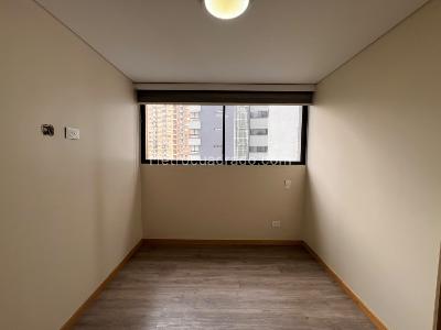 Apartamento de 3 alcobas en venta en El Poblado, Medellín, 111 m² · foto 9 de 14