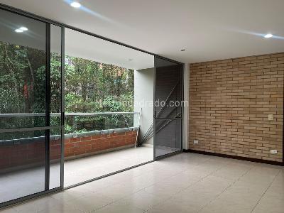 Apartamento de 3 alcobas en venta en Envigado, Envigado, 102 m² · foto 4 de 14