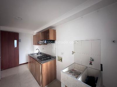 Apartamento de 3 alcobas en venta en El Poblado, Medellín, 74 m² · foto 6 de 19