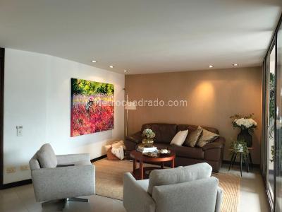 Apartamento de 3 alcobas en venta en El Poblado, Medellín, 154 m² · foto 2 de 19