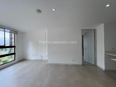 Apartamento de 2 alcobas en venta en Castropol, Medellín, 76 m² · foto 2 de 16
