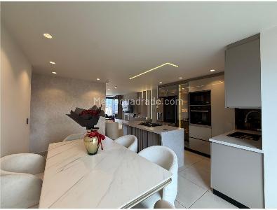 Apartamento de 2 alcobas en venta en Sabaneta, Sabaneta, 84 m² · foto 3 de 11