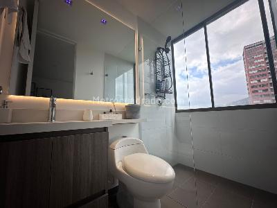 Apartamento de 2 alcobas en venta en El Poblado, Medellín, 109 m² · foto 18 de 18
