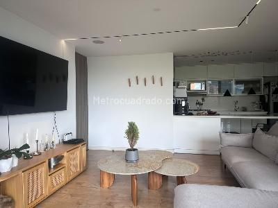 Apartamento de 2 alcobas en venta en El Poblado, Medellín, 109 m² · foto 5 de 18