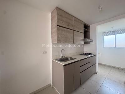 Apartamento de 3 alcobas en venta en Sabaneta, Sabaneta, 84 m² · foto 4 de 13