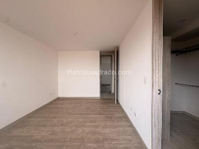 Apartamento de 3 alcobas en venta en Sabaneta, Sabaneta, 84 m² · foto 7 de 13