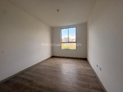 Apartamento de 3 alcobas en venta en Sabaneta, Sabaneta, 84 m² · foto 8 de 13