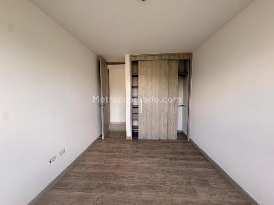 Apartamento de 3 alcobas en venta en Sabaneta, Sabaneta, 84 m² · foto 9 de 13