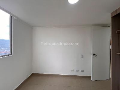 Apartamento en venta en El Poblado, Medellín · foto 6 de 11