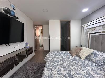 Apartamento de 2 alcobas en venta en El Poblado, Medellín, 91 m² · foto 10 de 17