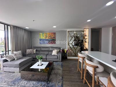 Apartamento de 2 alcobas en venta en El Poblado, Medellín, 91 m² · foto 3 de 17