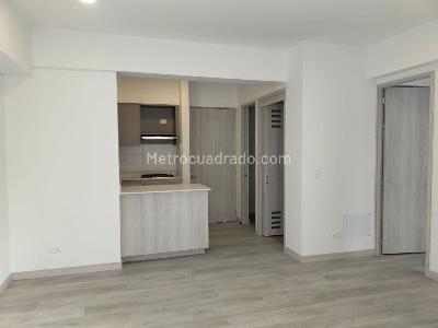 Apartamento en venta en El Poblado, Medellín · foto 3 de 13
