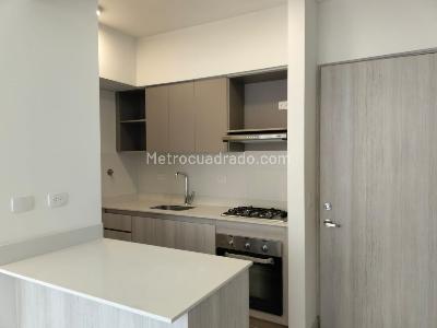 Apartamento en venta en El Poblado, Medellín · foto 5 de 13