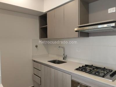 Apartamento en venta en El Poblado, Medellín · foto 6 de 13