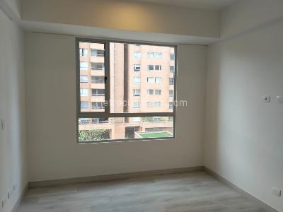Apartamento en venta en El Poblado, Medellín · foto 9 de 13