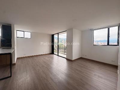 Apartamento de 2 alcobas en arriendo en Envigado, Envigado, 74 m² · foto 2 de 12