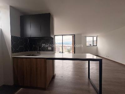 Apartamento de 2 alcobas en arriendo en Envigado, Envigado, 74 m² · foto 3 de 12