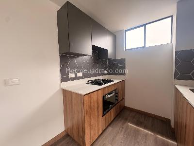 Apartamento de 2 alcobas en arriendo en Envigado, Envigado, 74 m² · foto 6 de 12