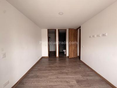 Apartamento de 2 alcobas en arriendo en Envigado, Envigado, 74 m² · foto 8 de 12