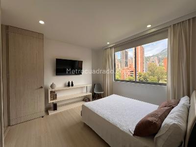 Apartamento de 2 alcobas en venta en El Poblado, Medellín, 100 m² · foto 9 de 14