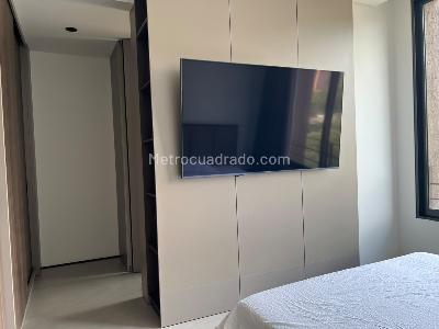 Apartamento en venta en El Poblado, Medellín · foto 9 de 17