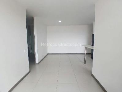 Apartamento de 3 alcobas en arriendo en Sabaneta, Sabaneta, 78 m² · foto 3 de 10