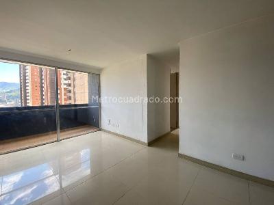 Apartamento de 3 alcobas en arriendo en Sabaneta, Sabaneta, 74 m² · foto 2 de 10