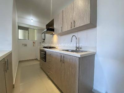 Apartamento de 3 alcobas en arriendo en Sabaneta, Sabaneta, 74 m² · foto 4 de 10
