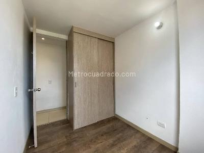 Apartamento de 3 alcobas en arriendo en Sabaneta, Sabaneta, 74 m² · foto 6 de 10