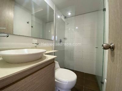 Apartamento de 3 alcobas en arriendo en Sabaneta, Sabaneta, 74 m² · foto 9 de 10