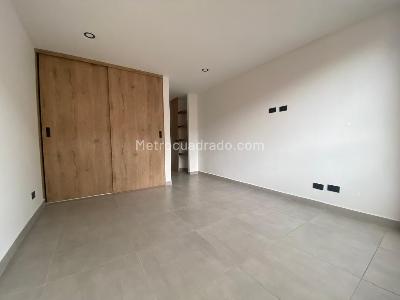 Apartamento de 1 alcoba en arriendo en Las Lomas, Medellín, 50 m² · foto 9 de 10