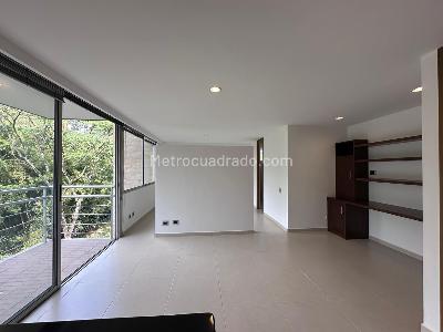 Apartamento de 1 alcoba en venta en El Poblado, Medellín, 57 m² · foto 3 de 15