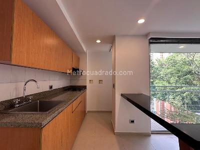 Apartamento de 1 alcoba en venta en El Poblado, Medellín, 57 m² · foto 7 de 15
