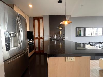 Apartamento de 1 alcoba en venta en El Poblado, Medellín, 70 m² · foto 4 de 11