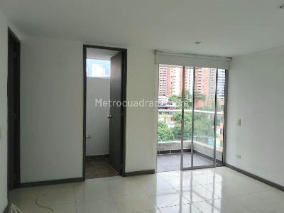 Apartamento de 1 alcoba en arriendo en El Poblado, Medellín, 36 m² · foto 7 de 11