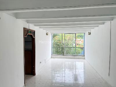 Apartamento en venta en Envigado, Envigado · foto 2 de 14