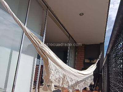 Apartamento de 3 alcobas en venta en El Poblado, Medellín, 100 m² · foto 10 de 10