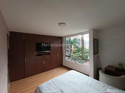 Apartamento de 3 alcobas en venta en El Poblado, Medellín, 100 m² · foto 5 de 10