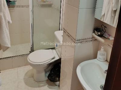 Apartamento de 3 alcobas en venta en El Poblado, Medellín, 100 m² · foto 9 de 10