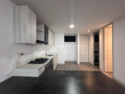 Apartamento en venta en El Poblado, Medellín · foto 12 de 14