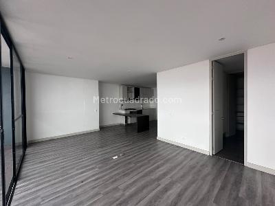 Apartamento en venta en El Poblado, Medellín · foto 8 de 14
